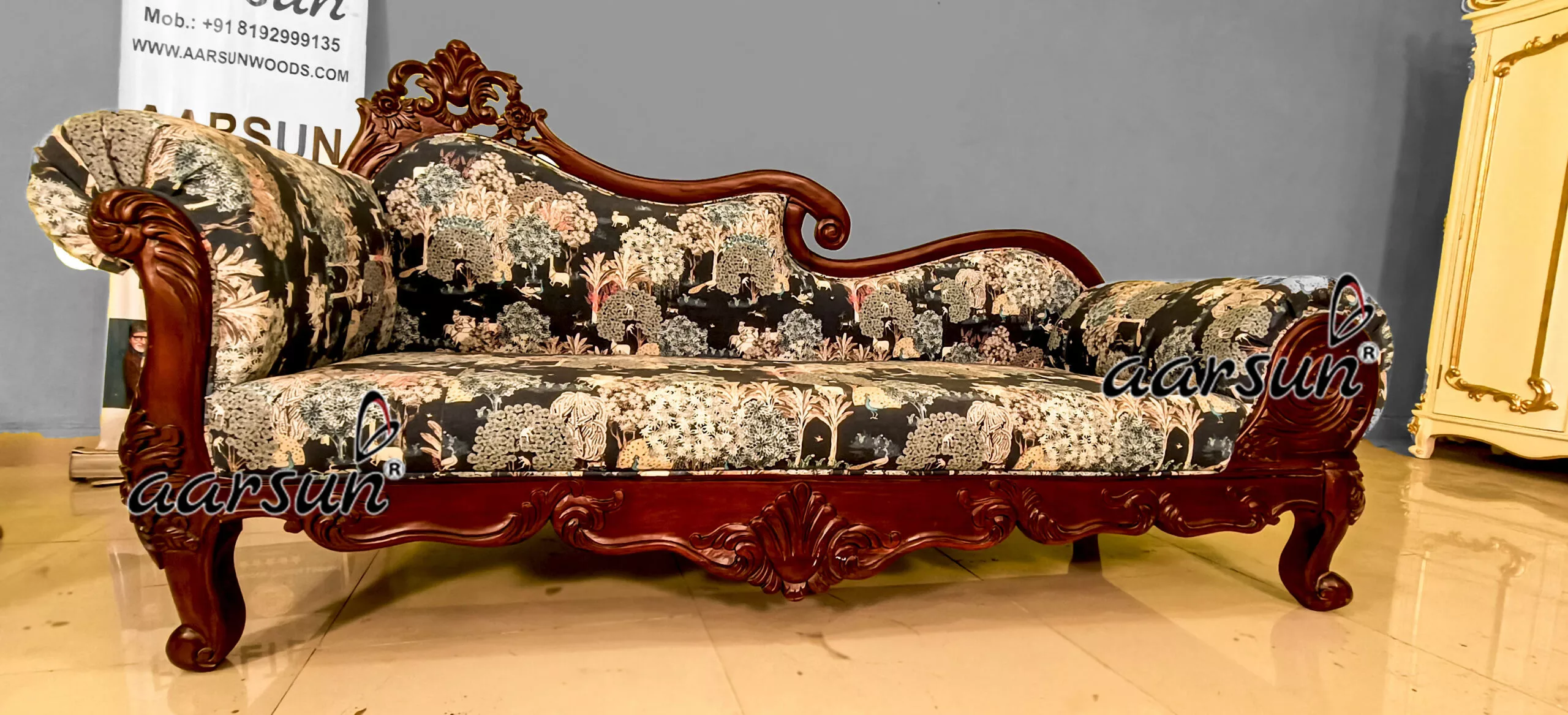 Royal Premium Quality Chaise Lounge View 3